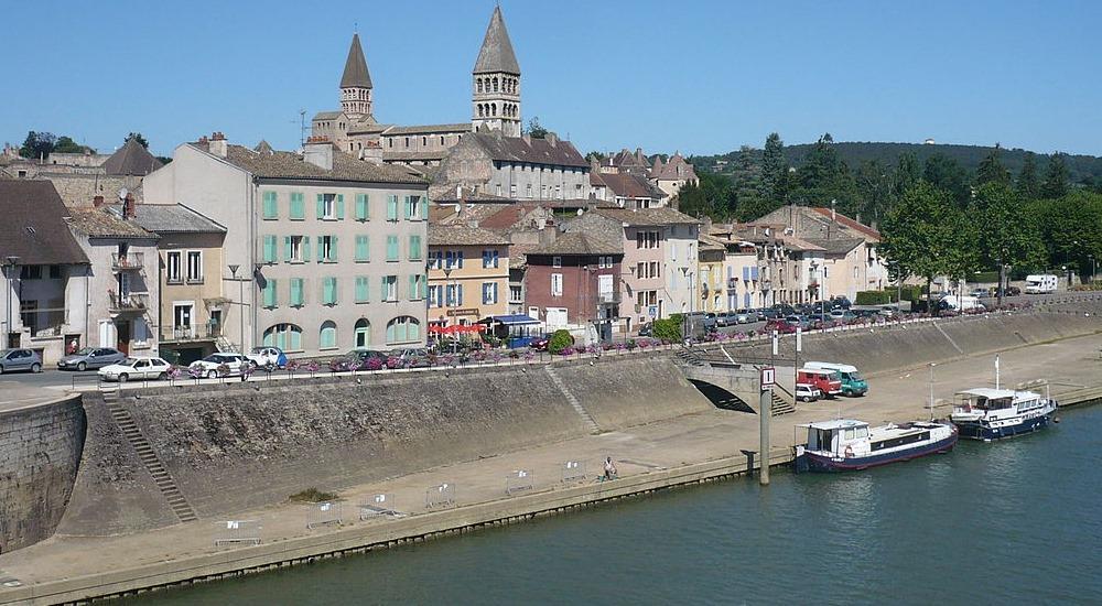 Tournus (France) river cruise port
