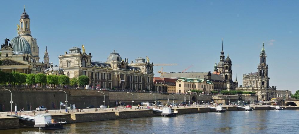 Dresden river cruise ship berths