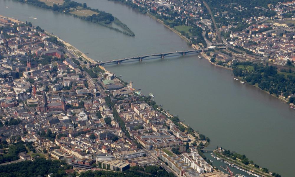 Mainz port photo