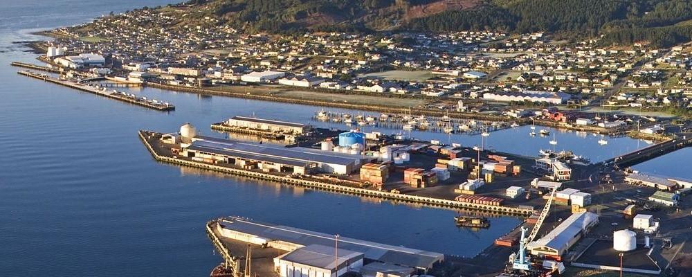 Bluff NZ port photo