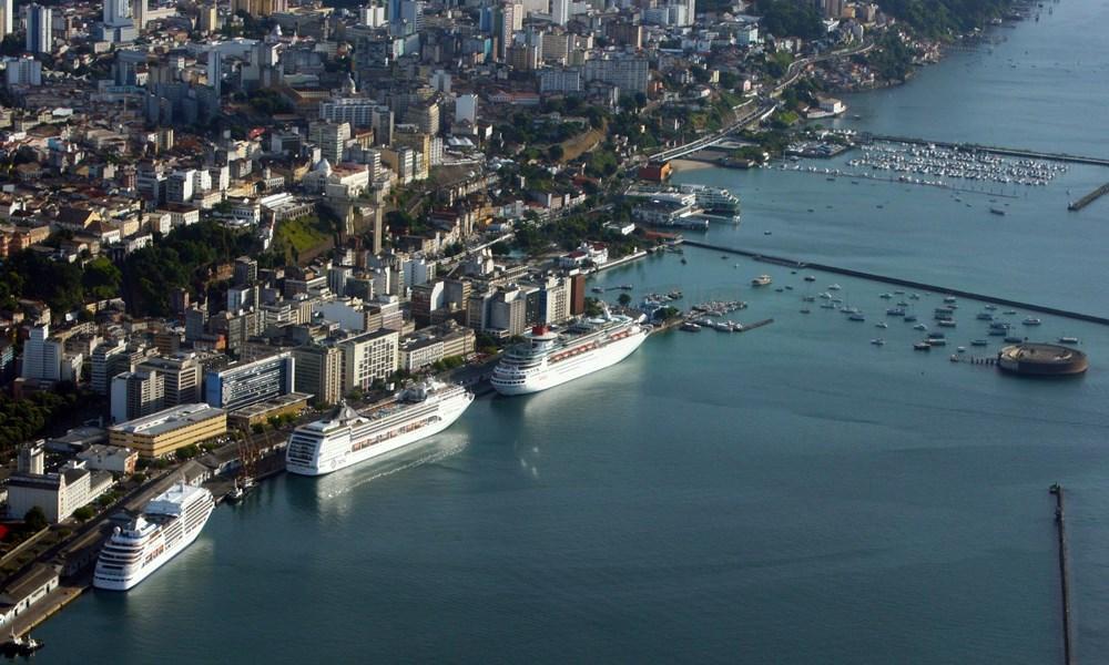 Salvador de Bahia port photo