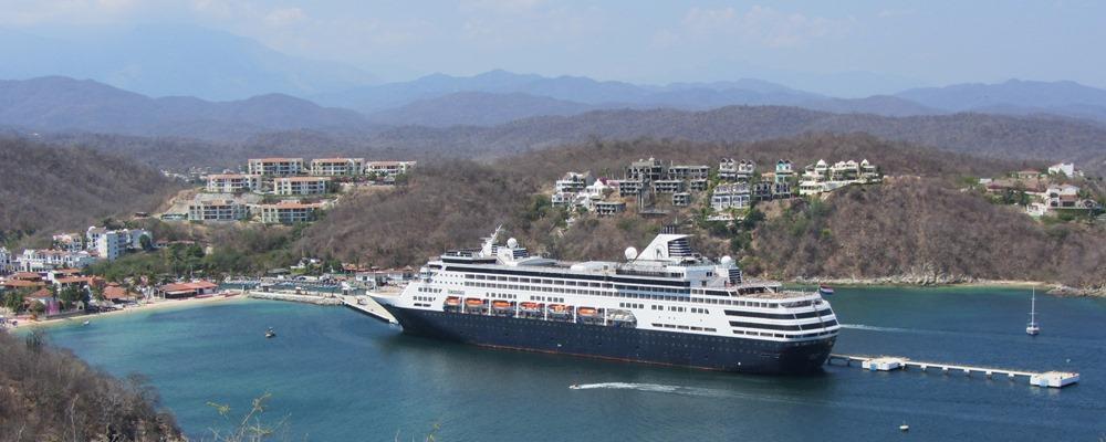 Huatulco (Mexico) cruise port terminal