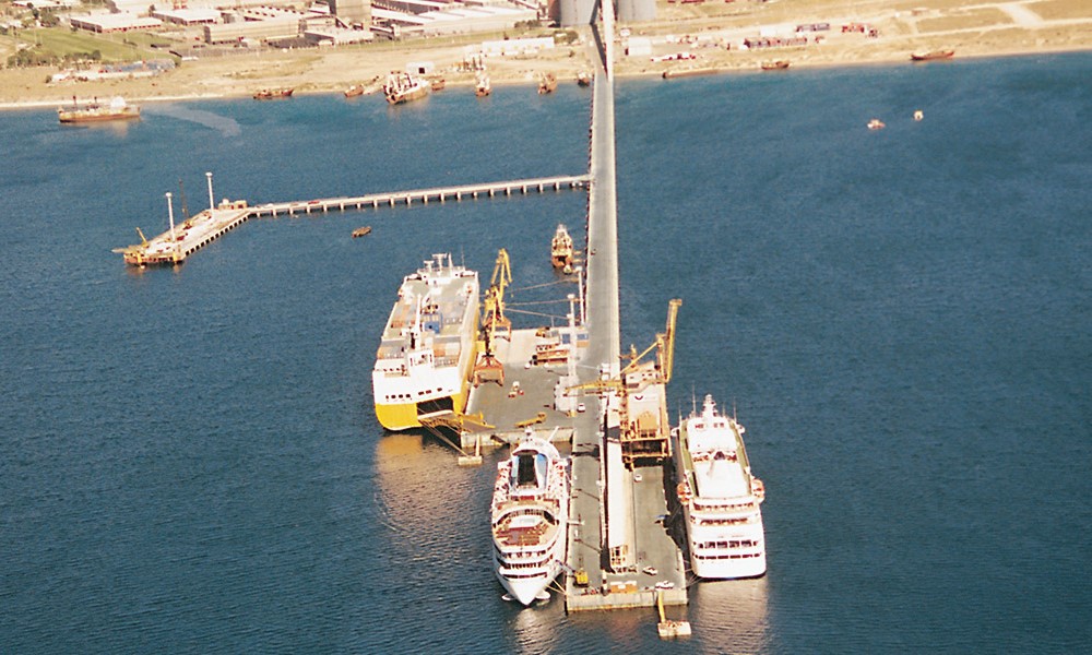 Almirante Storni Pier (Puerto Madryn)