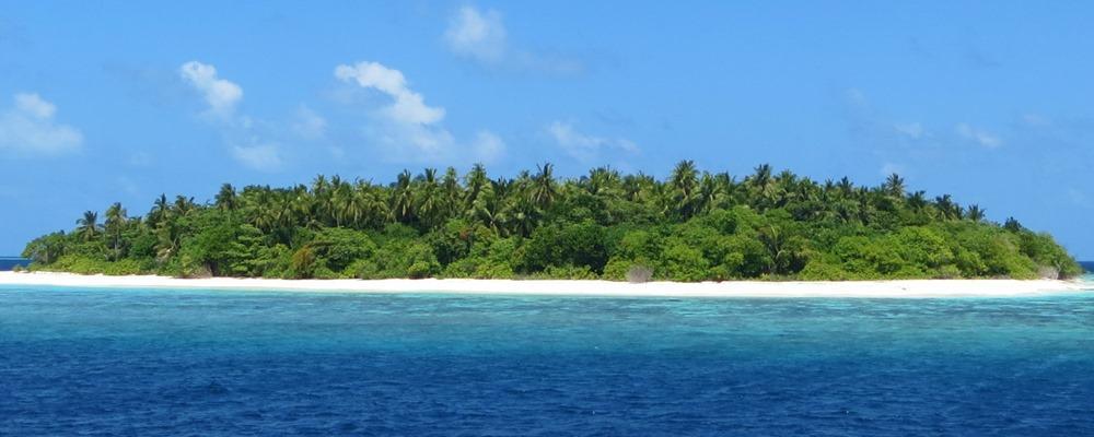 uninhabited island (Maldives)