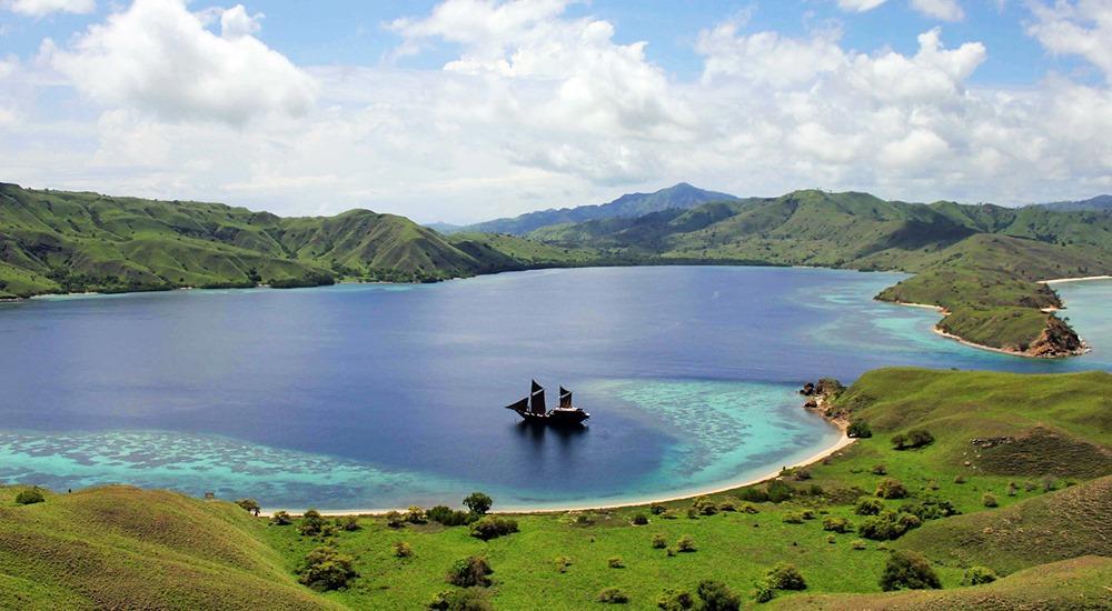 Pulau Komodo Island (Indonesia)