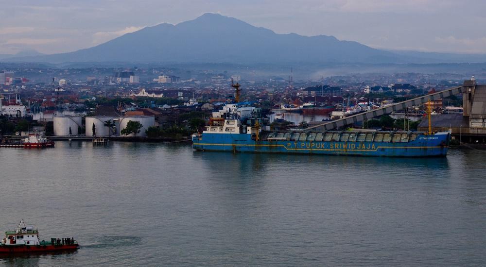 Semarang port photo