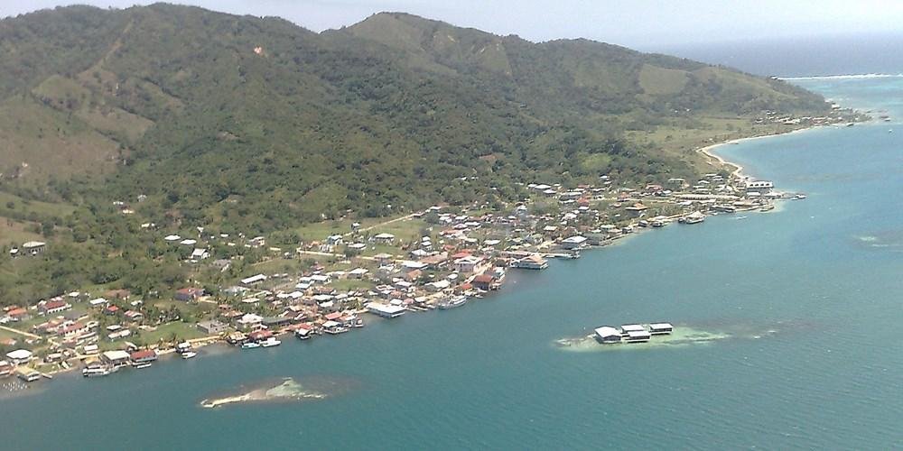 Guanaja Island (Honduras) cruise port Savannah Bight