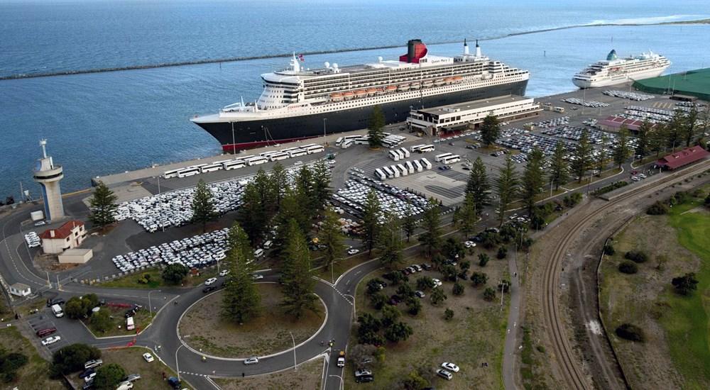 where do cruise ships dock adelaide