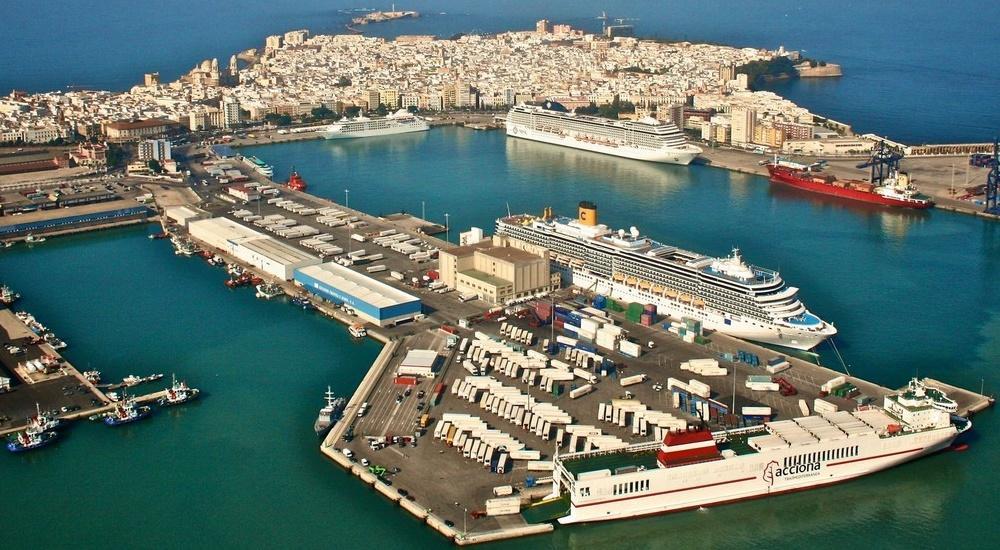 Port Cadiz ferry-cruise terminals