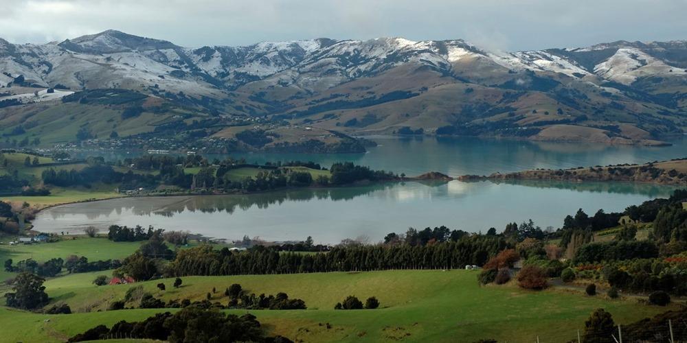 Akaroa Harbor (New Zealand)