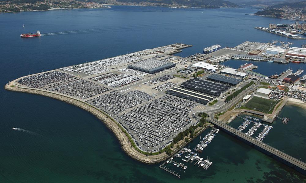 Vigo port photo