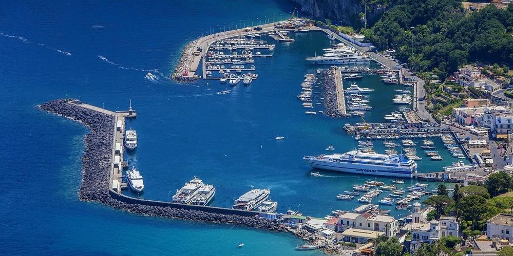 Capri cruise port Marina Grande