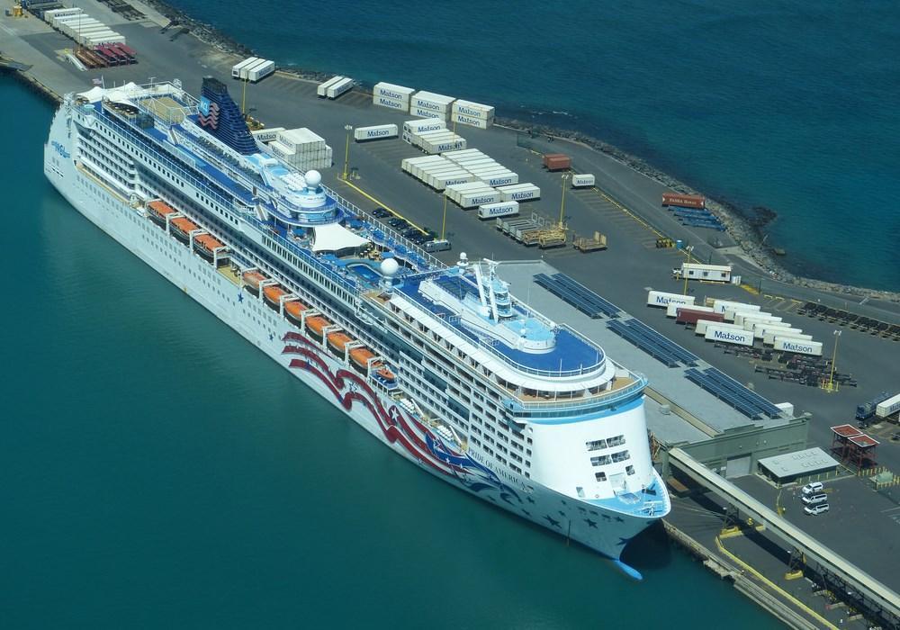 cruise ship dock maui