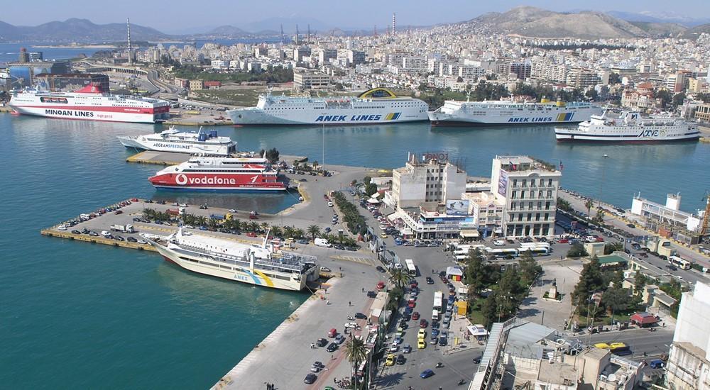 Port Piraeus ferry terminals