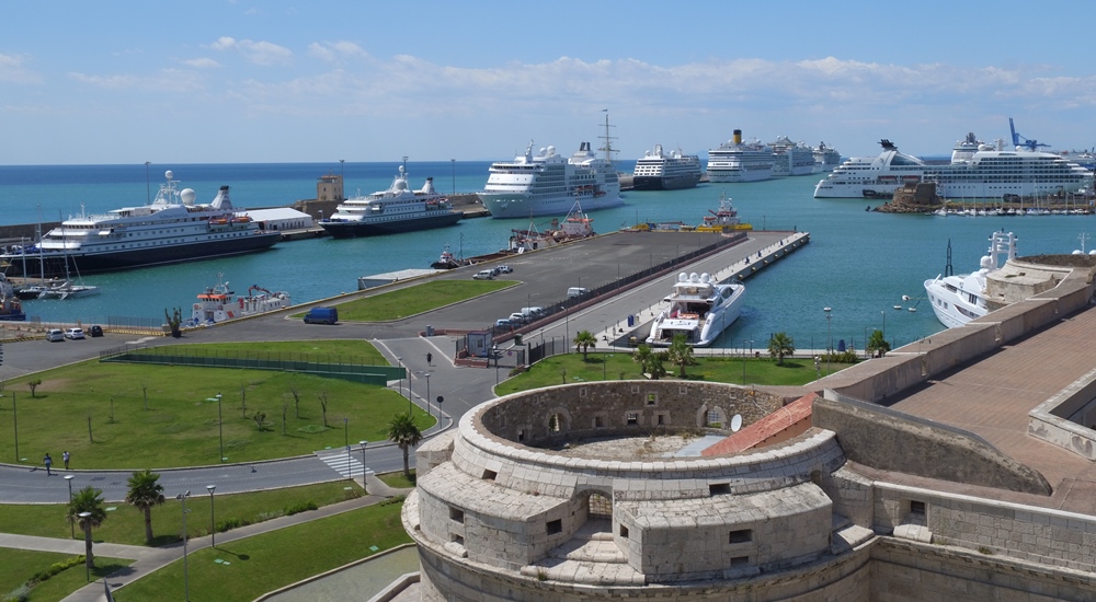 Port Civitavecchia (Roma Cruise Terminal berths)