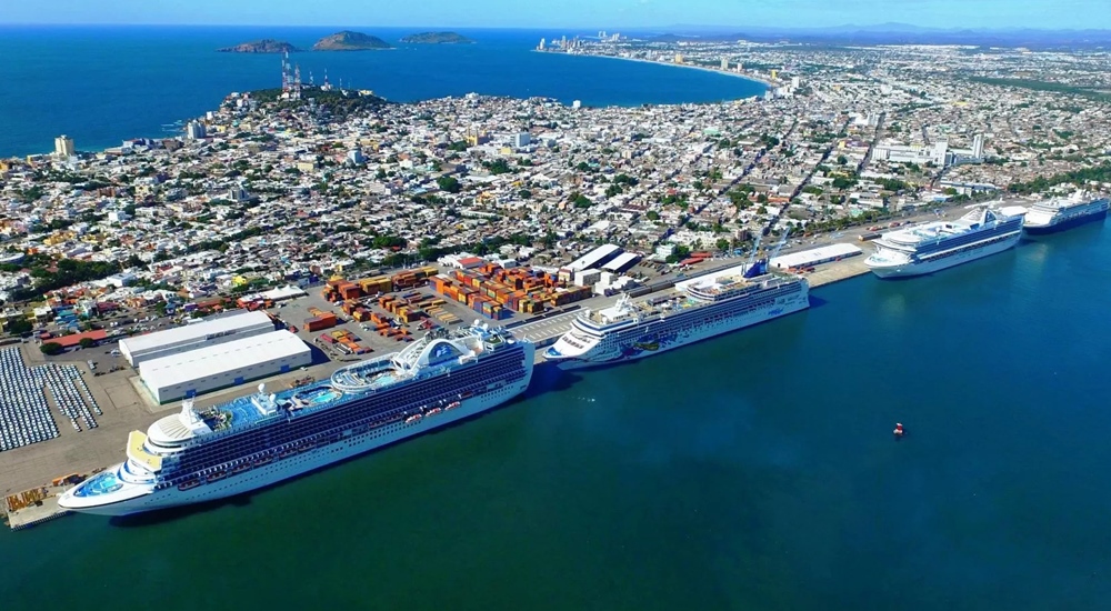 cruise ship port mazatlan