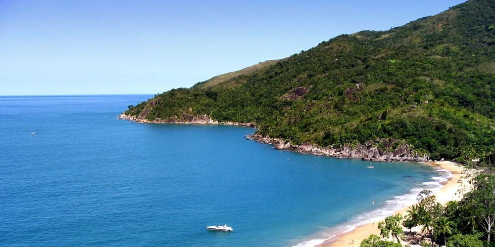 Ilhabela cruise port