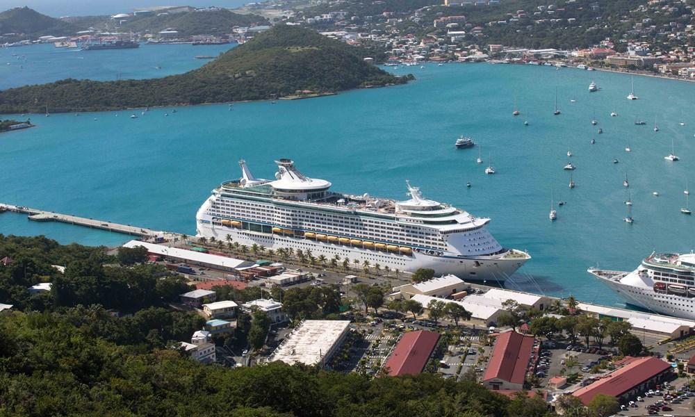 cruise ship in kingston today