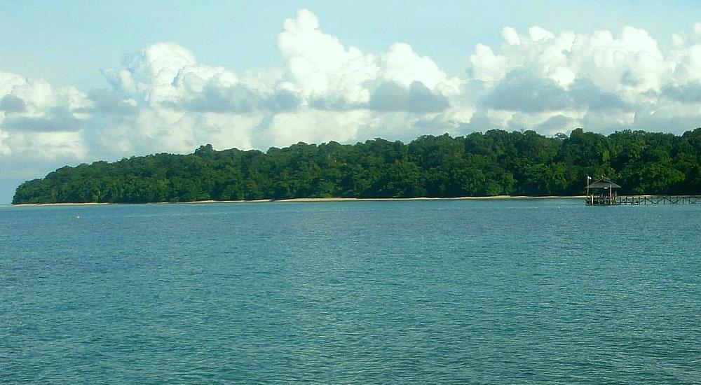 Pulau Tiga Island Malaysia port photo