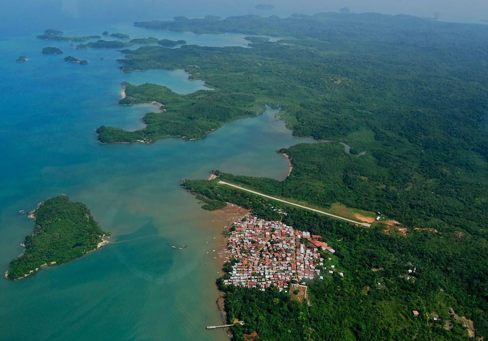 Isla del Rey Panama port photo