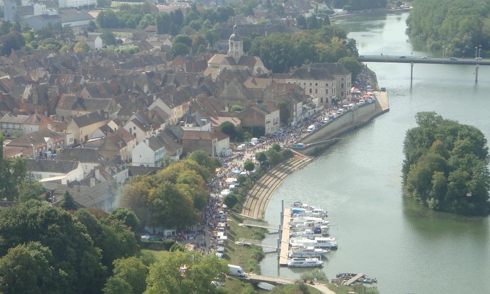 Seurre port photo