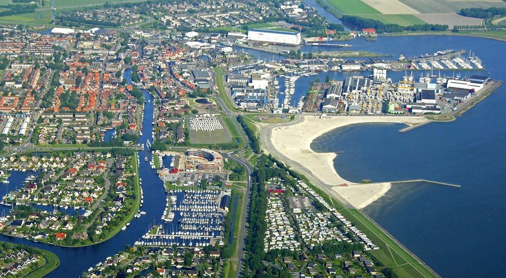 Lemmer port photo Lemmer port photo