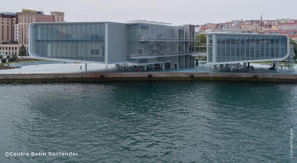 Port Santander cruise terminal (Centro Botin)