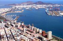 Ferry passenger with 90 blocks of hashish caught in Las Palmas de Gran Canaria