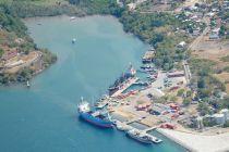 Ferry with 26 Passengers Runs Aground off Lombok