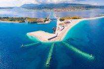 Greek ferry services resume cautiously following weather disruption