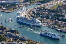 AIDAsol and AIDAmar ships simultaneously shore power-connected in Port Warnemunde-Rostock