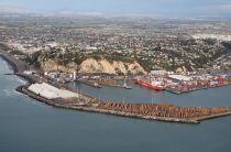Wind Blamed for Late Docking at Port of Napier