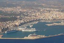 Palma de Mallorca (Majorca Island, Balearic Spain) limits cruise ships in 2022