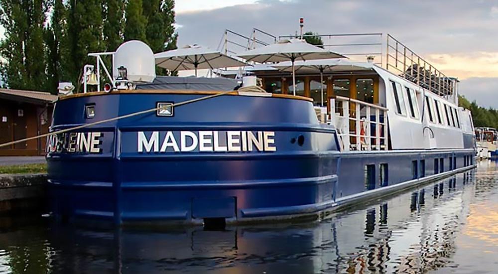 Madeleine barge cruise ship (CroisiEurope)