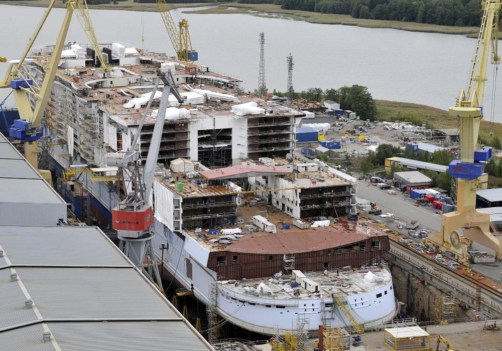 Harmony Of The Seas cruise ship construction