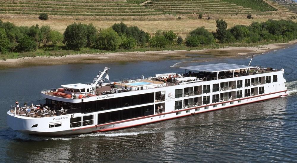 Longship Viking Osfrid cruise ship (Douro River, Portugal)