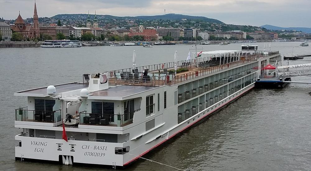 Where Do Viking River Cruises Dock In Budapest - About 