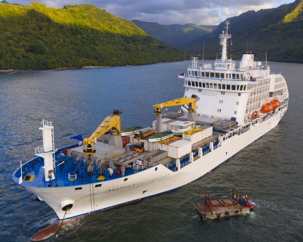 Aranui 5 ship (cargo cruise vessel)