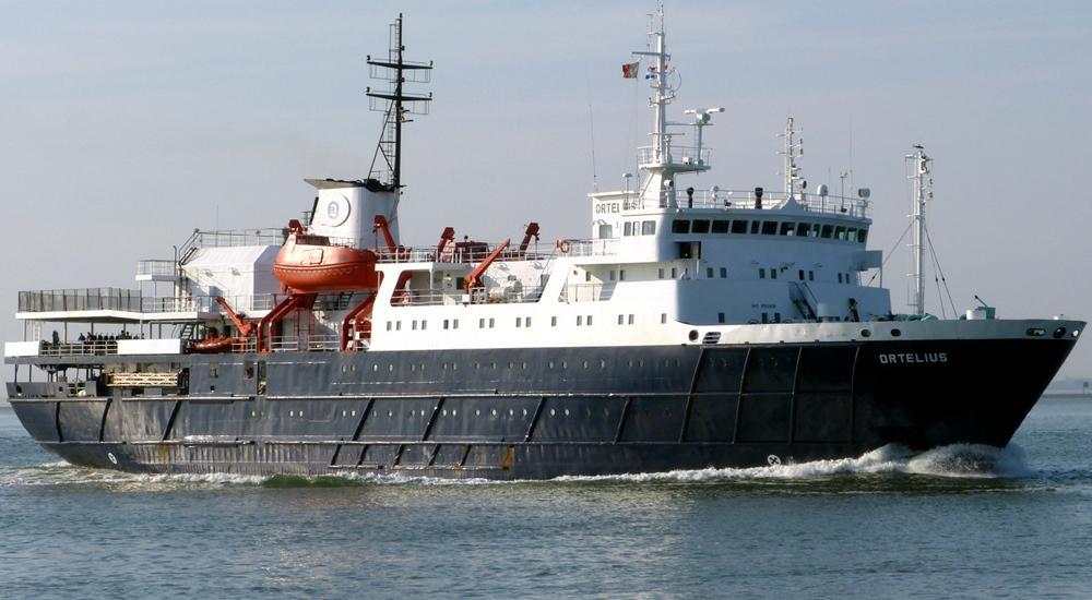 Ortelius cruise ship