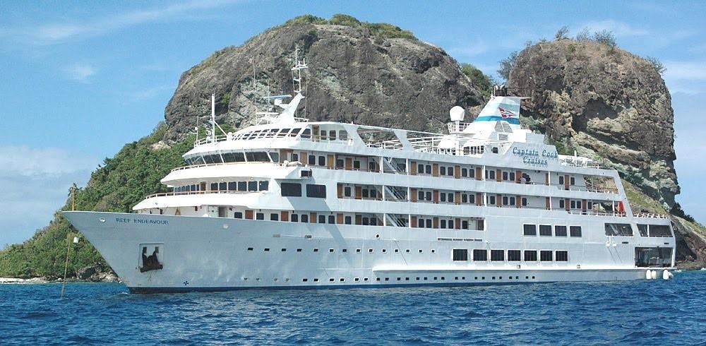 MV Reef Endeavour cruise ship