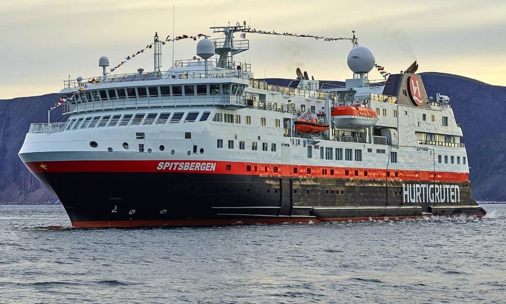 MS Spitsbergen cruise ship