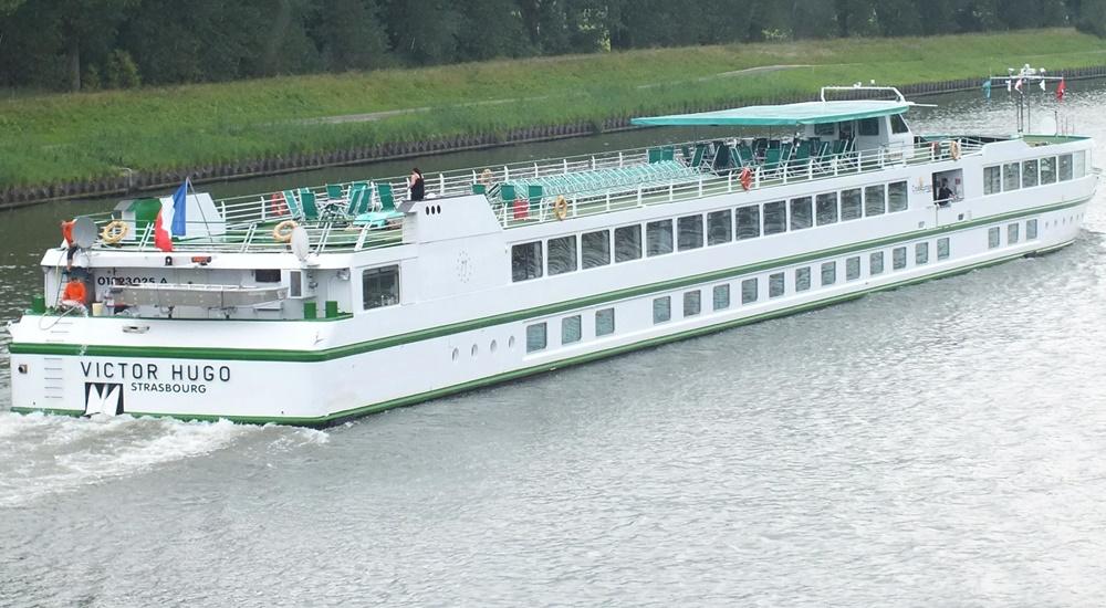 ms Michelangelo cruise ship (CroisiEurope) Po River, Italy