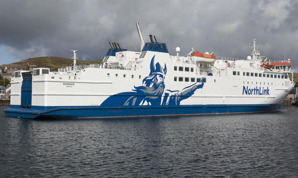 Hamnavoe ferry cruise ship