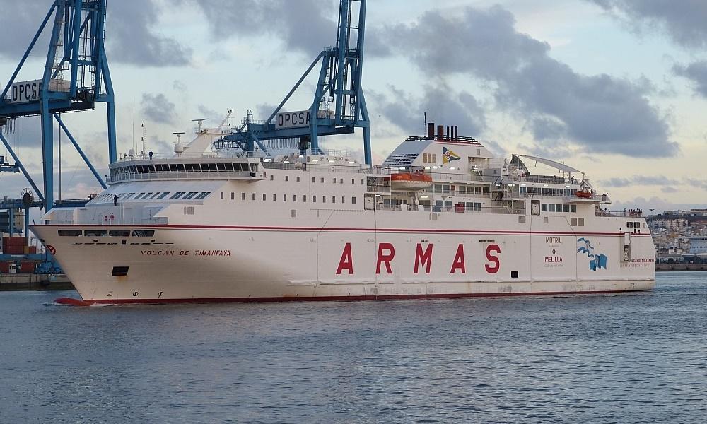 Volcan de Timanfaya ferry cruise ship