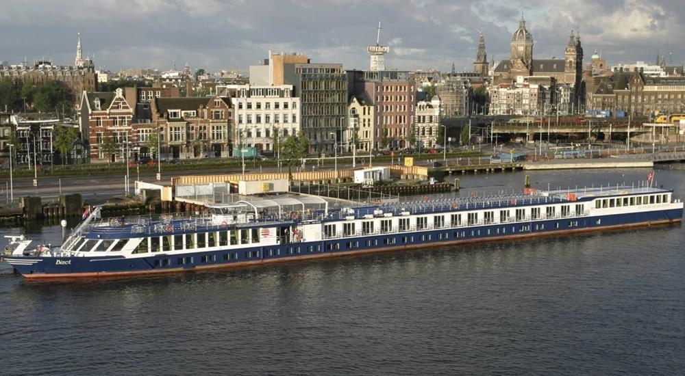 MS Bizet cruise ship