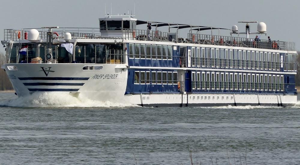 MS River Splendor cruise ship