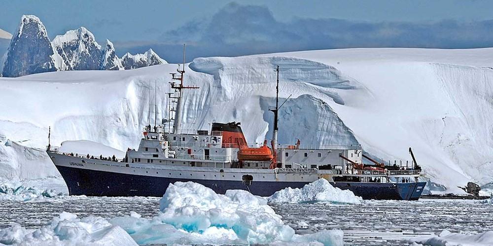 MV Ushuaia cruise ship, Antarctica
