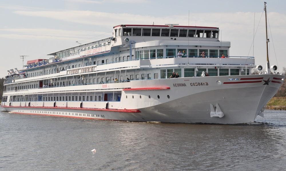 MS Leonid Sobolev cruise ship