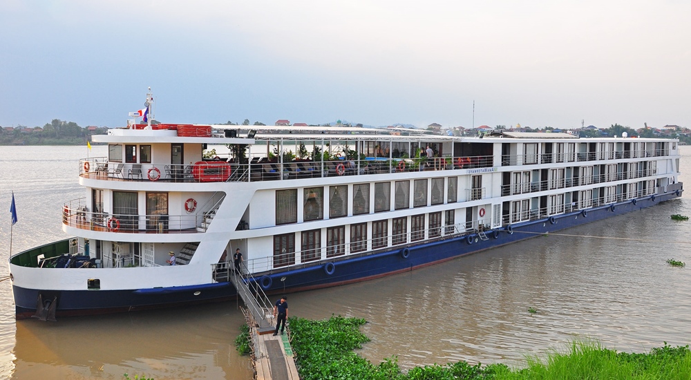 AmaKaia cruise ship AmaKaia cruise ship