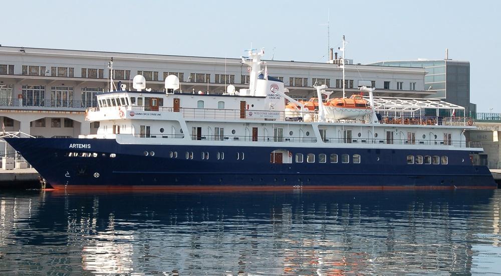 mv artemis voyager